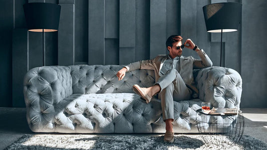 Can You Wear Slippers to a Formal Event? A 2025 Dress-Code Guide